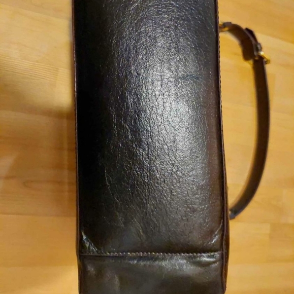 Antonio Melani black Leather crossbody - Picture 4 of 10
